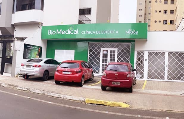 Biomedical: Pacote contra Gordura Localizada com 1 Sessão de Lipo Enzimática + 3 Sessões de Lipocavitação, de R$350 por R$150!