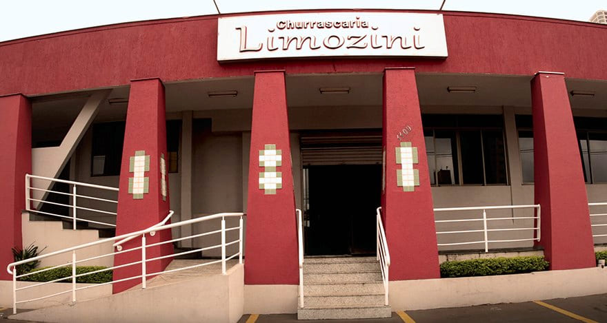 fachada vermelha churrascaria limozini