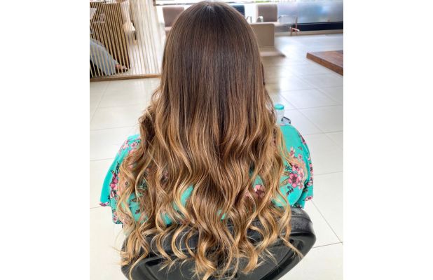 Escova Progressiva Com Formol no Studio Secret Hair: Studio Secret Hair  Londrina - Cidade Oferta