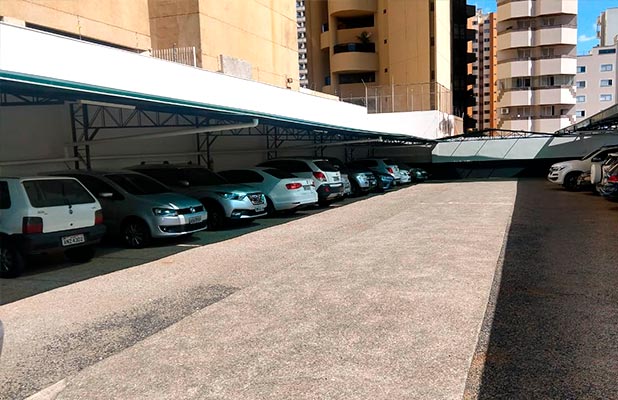 Lavagem Completa com opção de Cera Manual: Maringá Estética Automotiva  Londrina - Cidade Oferta