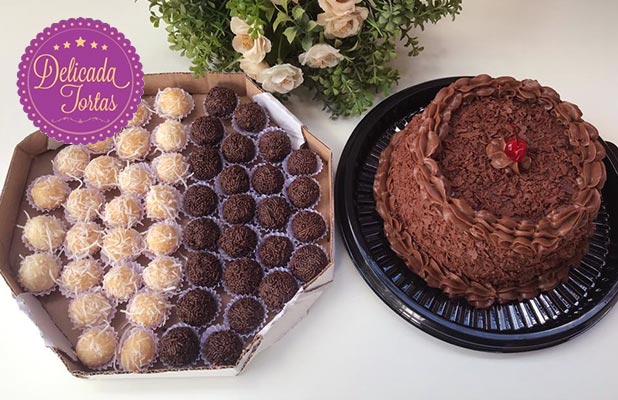 Bolo de Aniversário com Fruta - Cozinha à la Carte